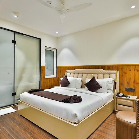 Clay Inn Hotels, Paschim Vihar เดลี ภายนอก รูปภาพ